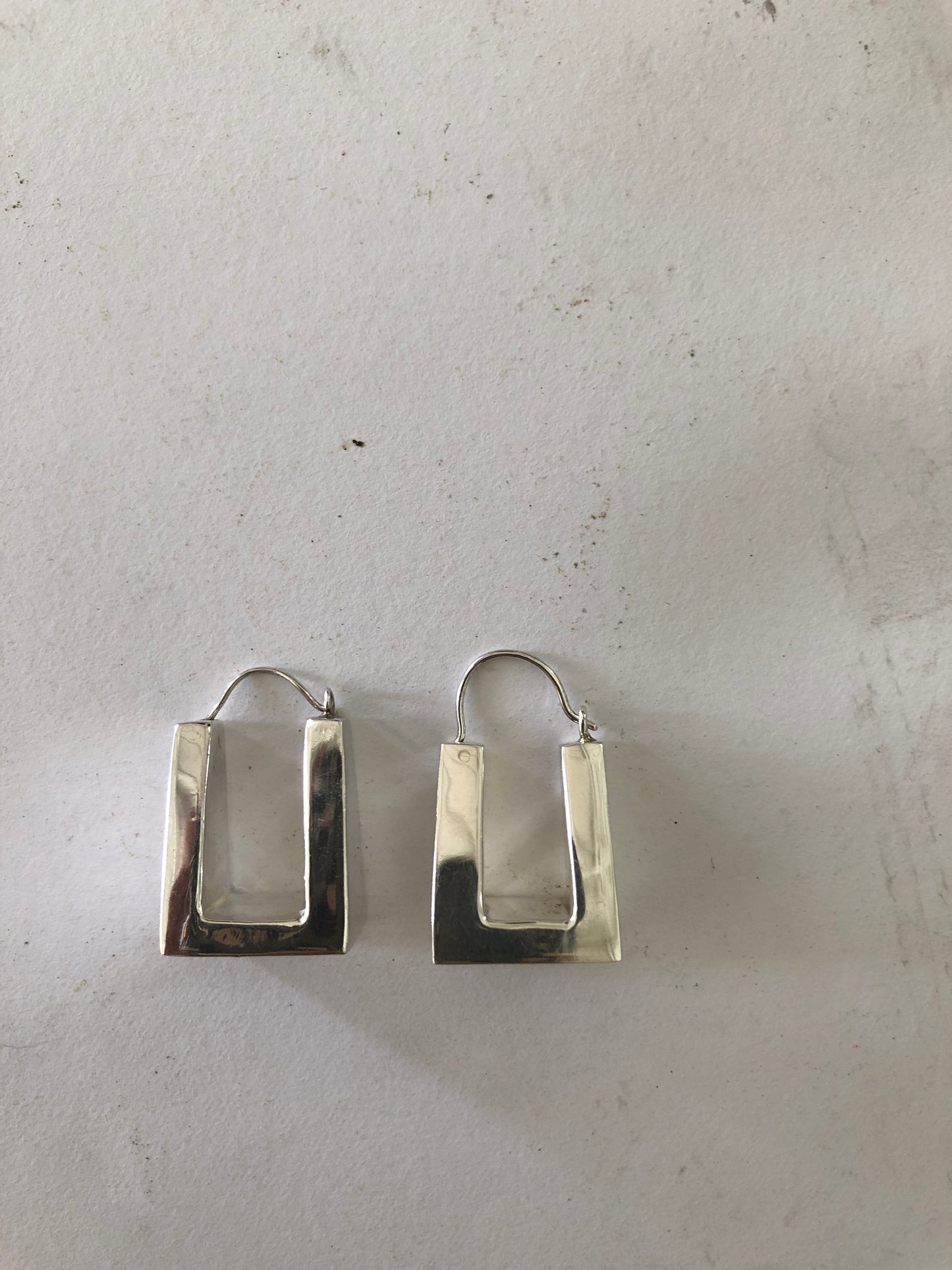 Geometric Hanging Bell