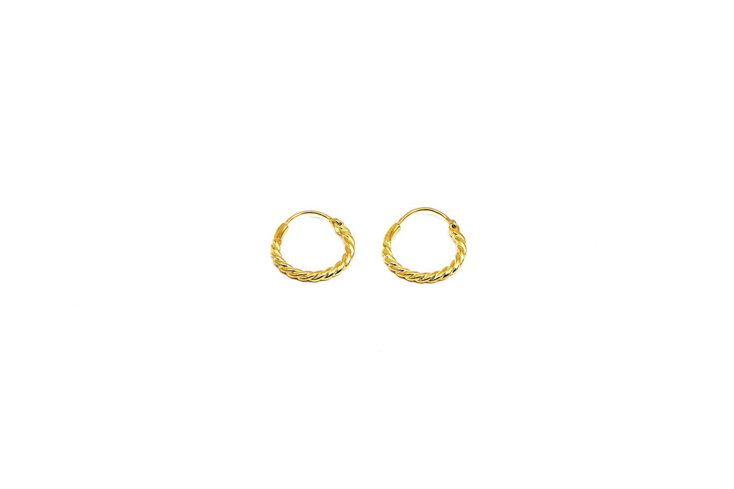 Tiny twist hoops